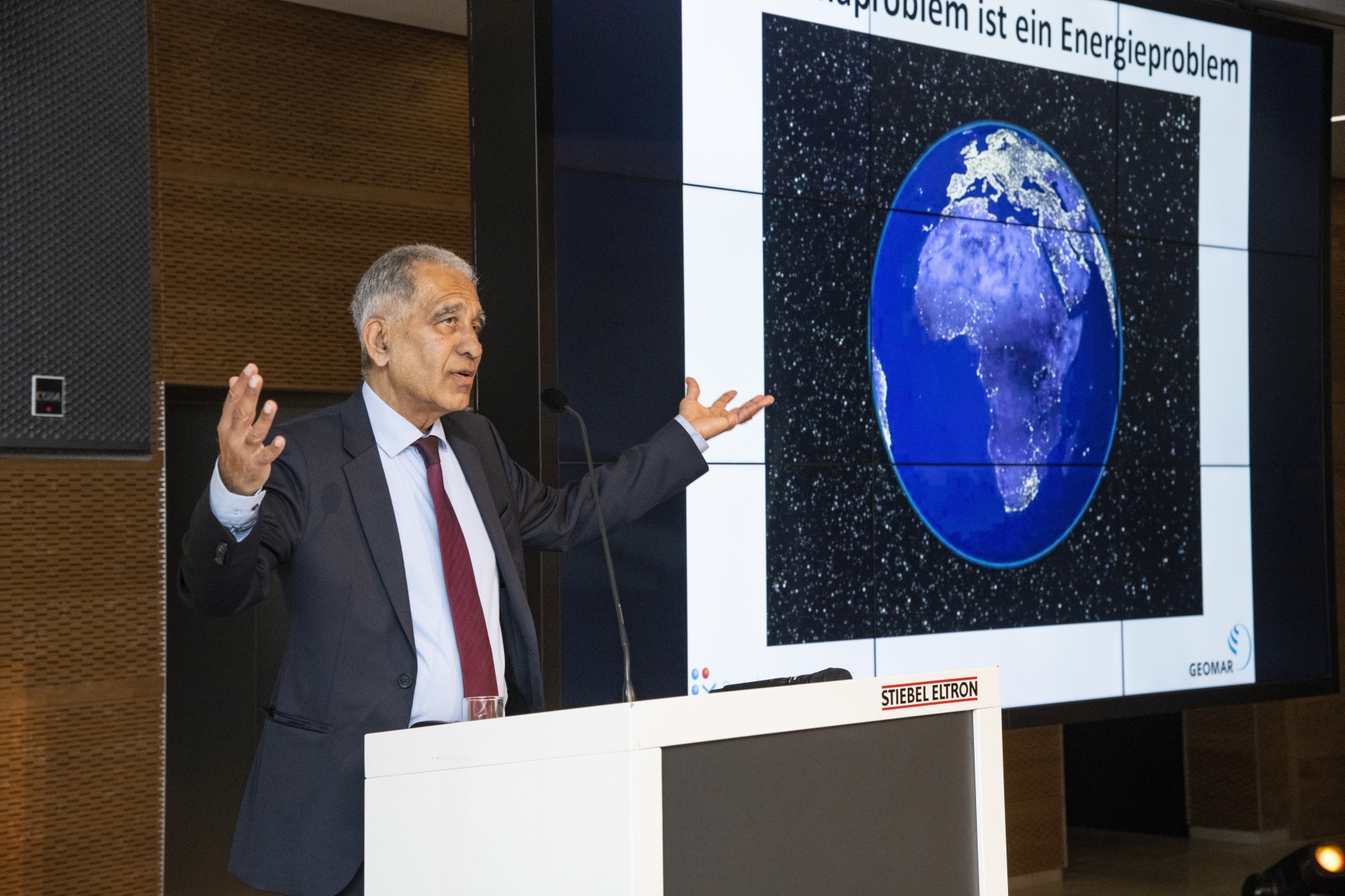 Ceremony for the 125th birthday of Dr. Theodor Stiebel STIEBEL ELTRON ...